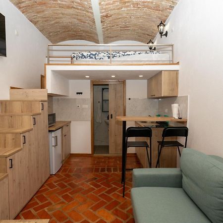 Zenroom Apartments Любляна Экстерьер фото