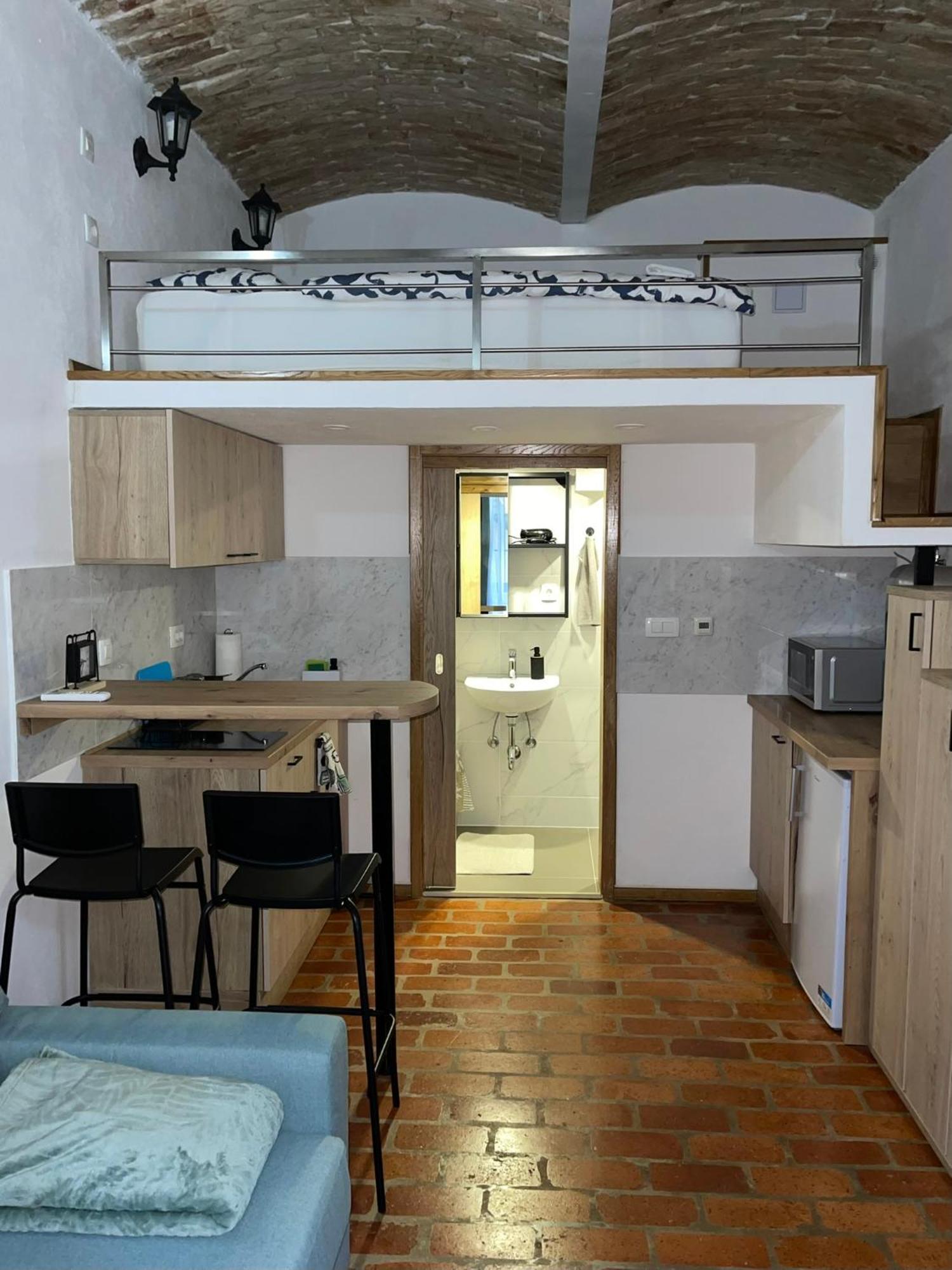 Zenroom Apartments Любляна Экстерьер фото