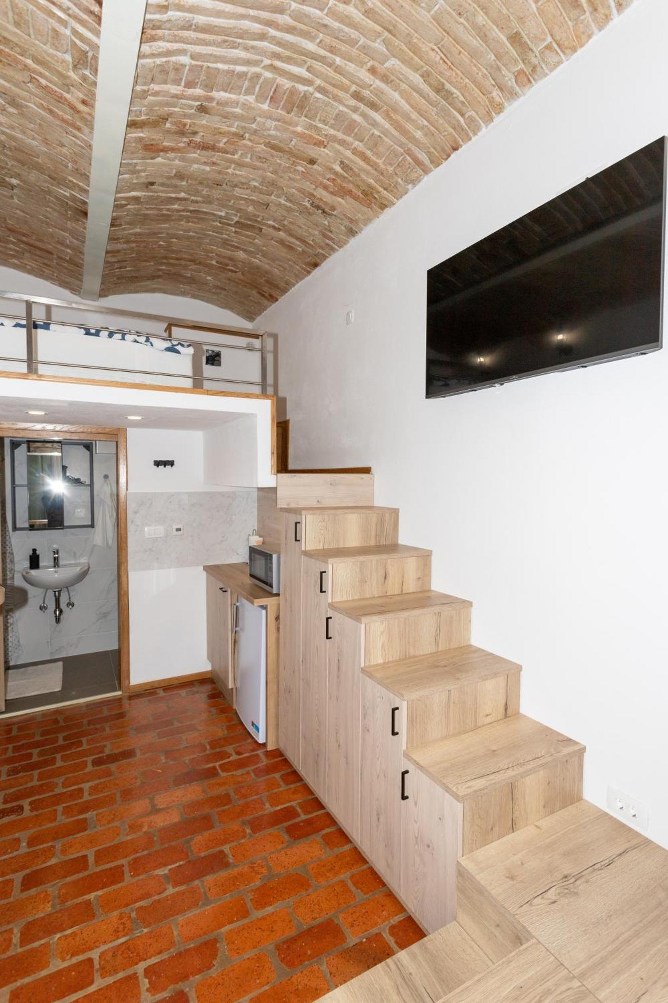 Zenroom Apartments Любляна Экстерьер фото